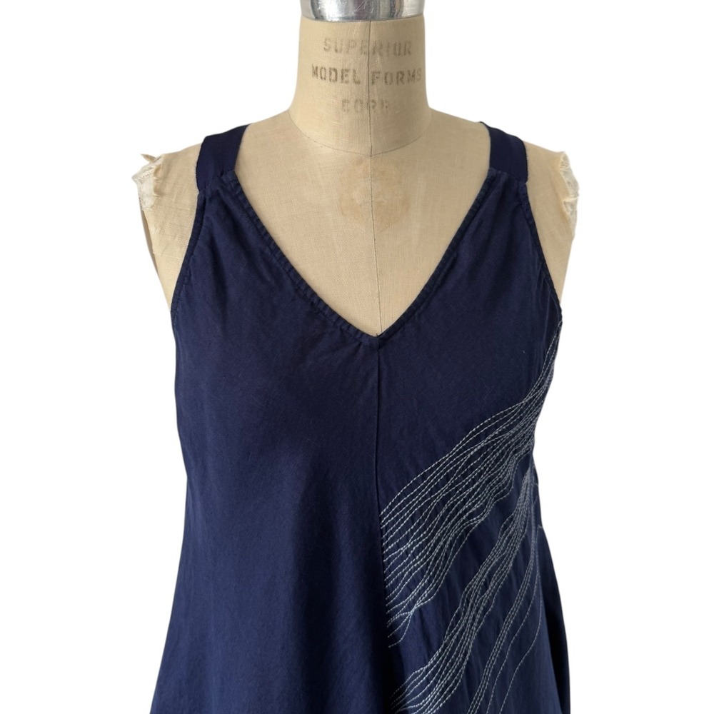 Eileen Fisher Irish Linen Dress Size M Navy Stitched Handkerchief Hem V Neck - Picture 2 of 13